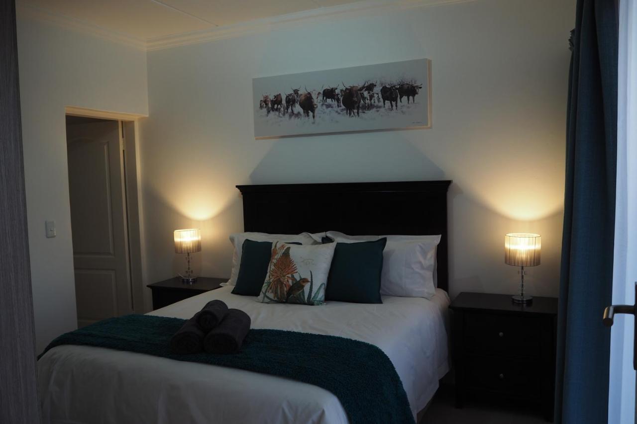 בוקסבורג Or Tambo Self Catering Apartments, The Willows מראה חיצוני תמונה